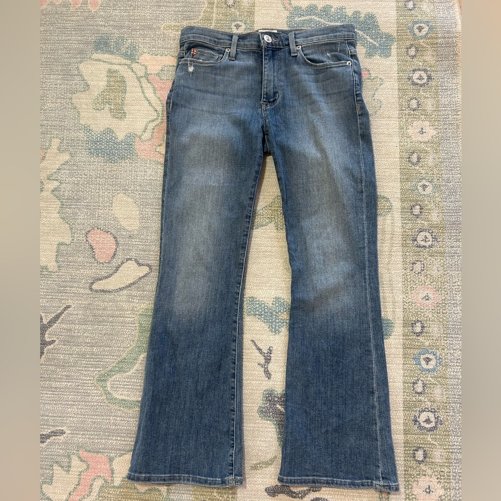 Hudson jeans, mid-rise boot-cut cropped Jean. Women’s size 26.